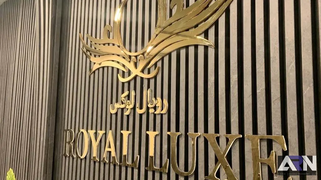 تابلو استیل رویال لوکس اجرا در تبریز
